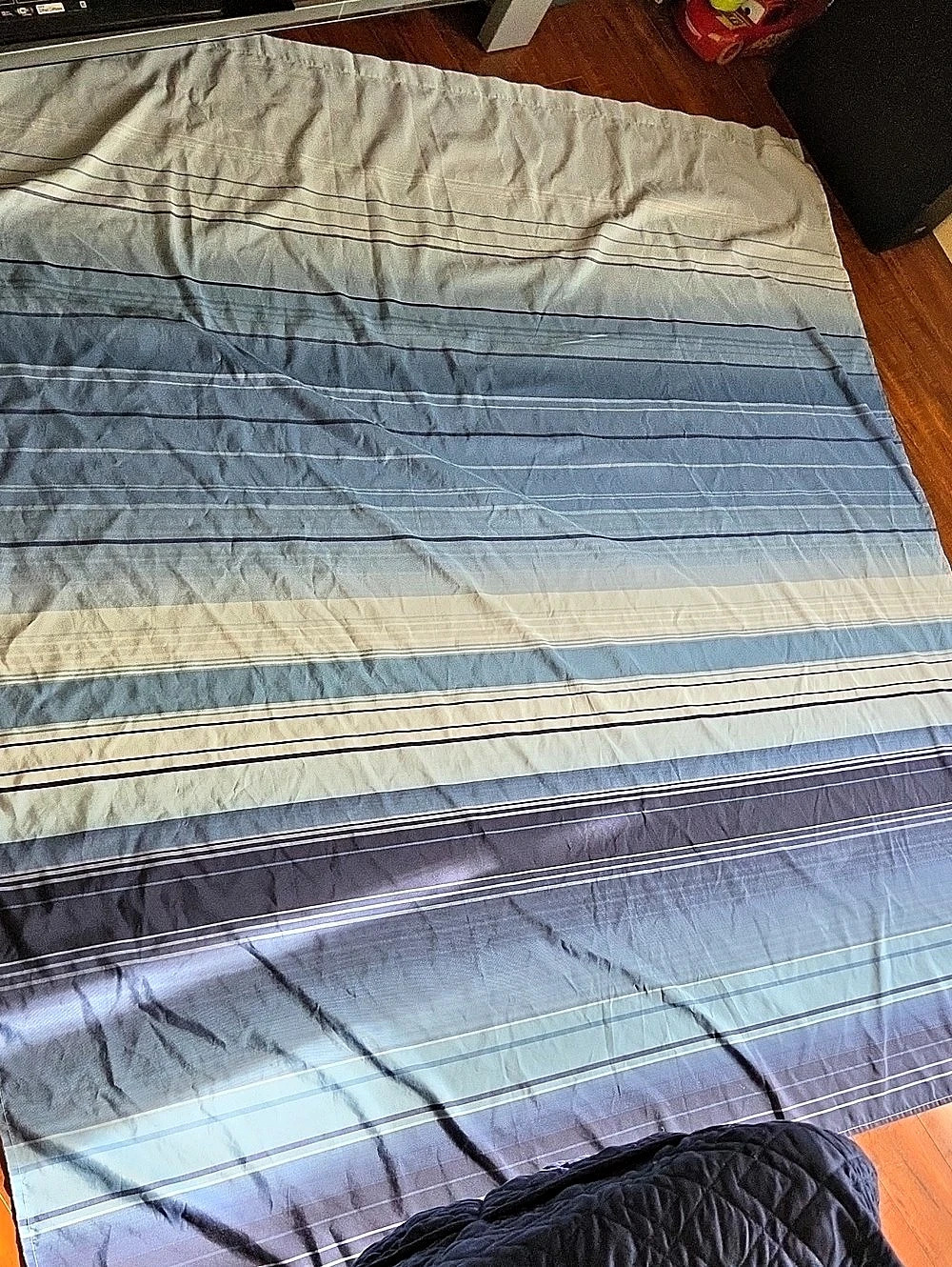 Striped Blue & White Comforter